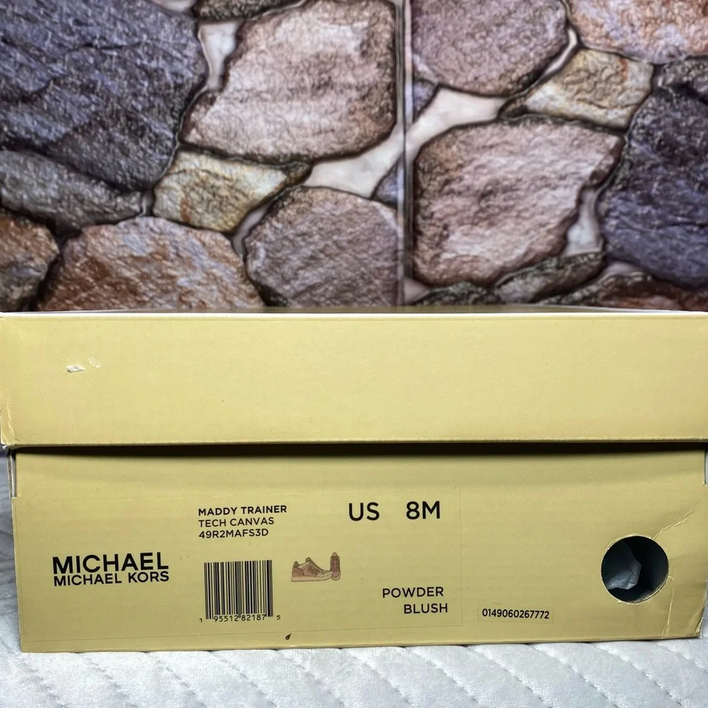 MICHAEL KORS MADDY TRAINER TECH CANVAS - Picture 9 of 9